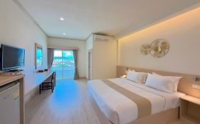 โรงแรมเลยวิลเลจ